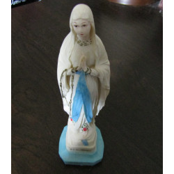 Estatuilla de Nuestra Señora de Lourdes