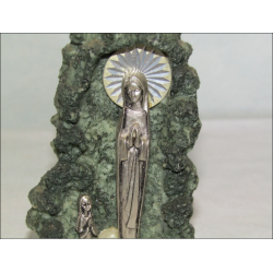 Esposizione in resina dell'Apparizione di Lourdes