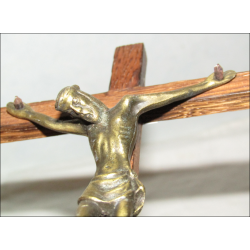 Crucifijo de madera/bronce 17 cm