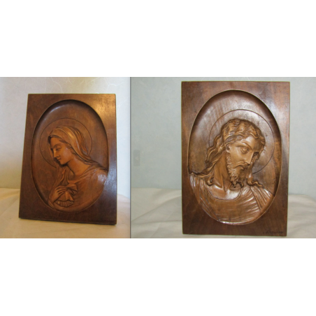 Pack de expositores de madera tallada Cristo y Virgen María