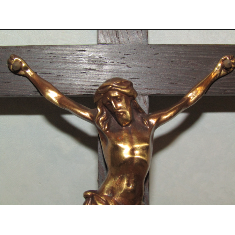 Wood/bronze crucifix 19 cm