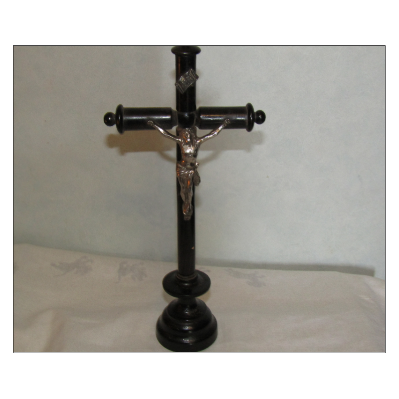 Crucifijo de altar estilo Napoleón III