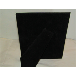 Medium frame in black leather from the Good Shepherd 19 x 15 cm