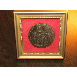 Medallion of Ste Anne d'Auray