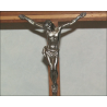 Crucifix d'autel sur socle en bois en bois et métal argenté 20 cm